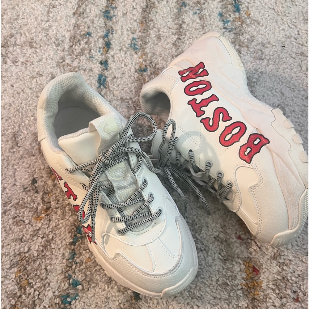 MLB “Boston” Chunky heel Gym Shoe Size 7